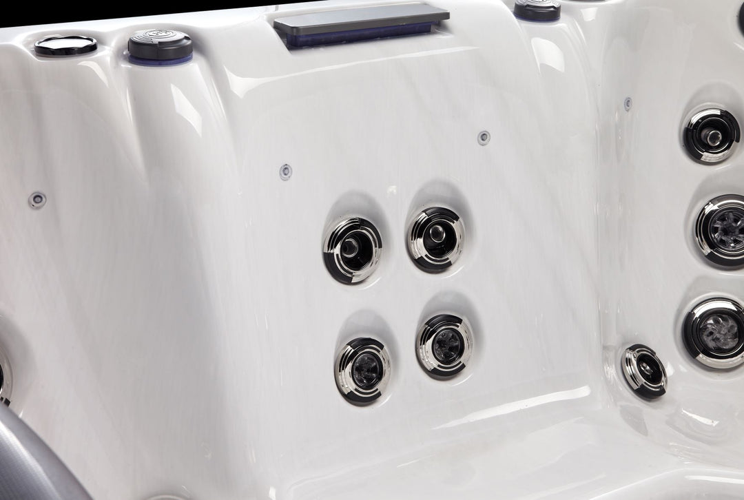 B862 – Dominion Spas